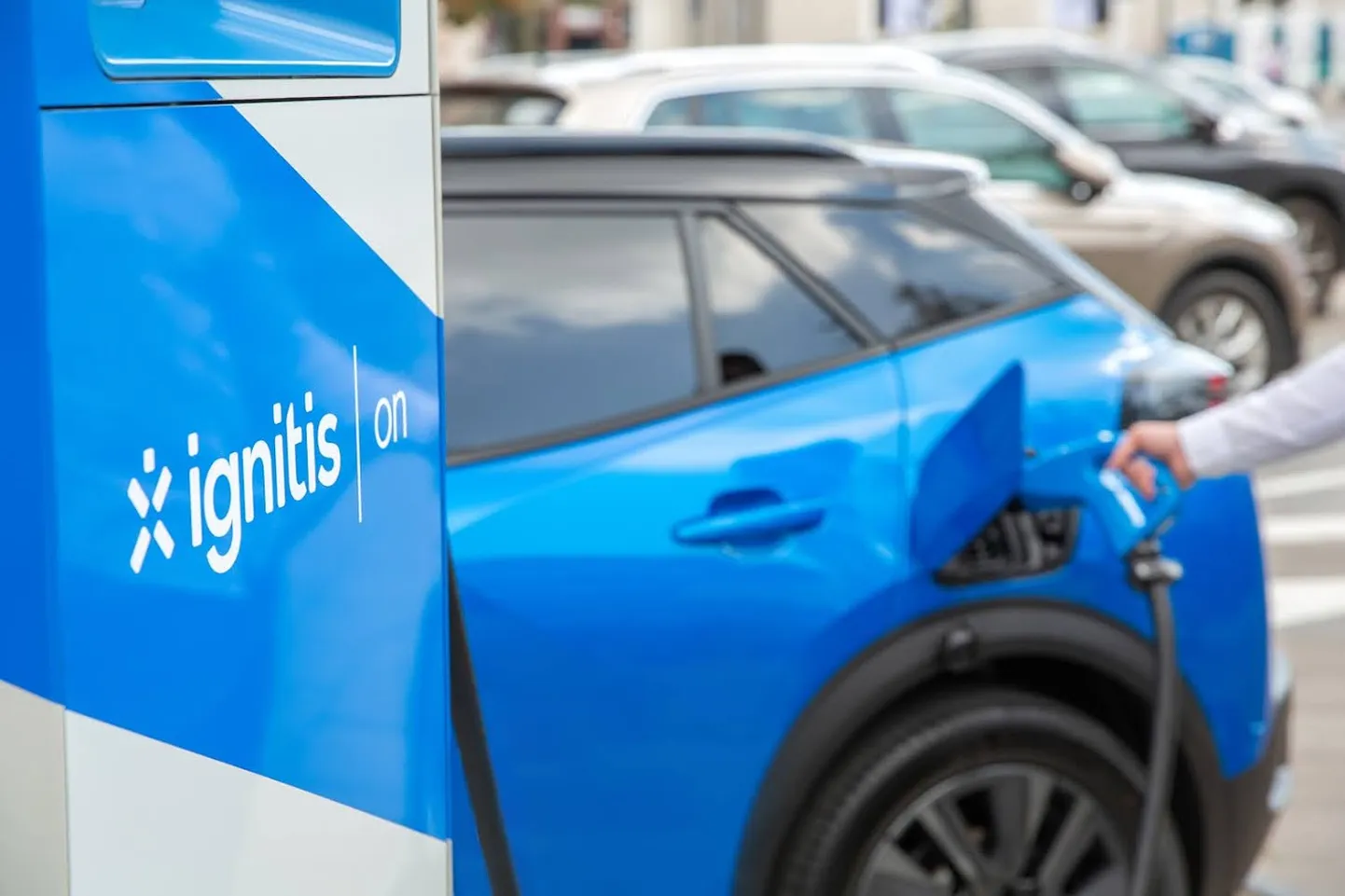 Elektriautode kiirlaadimine.