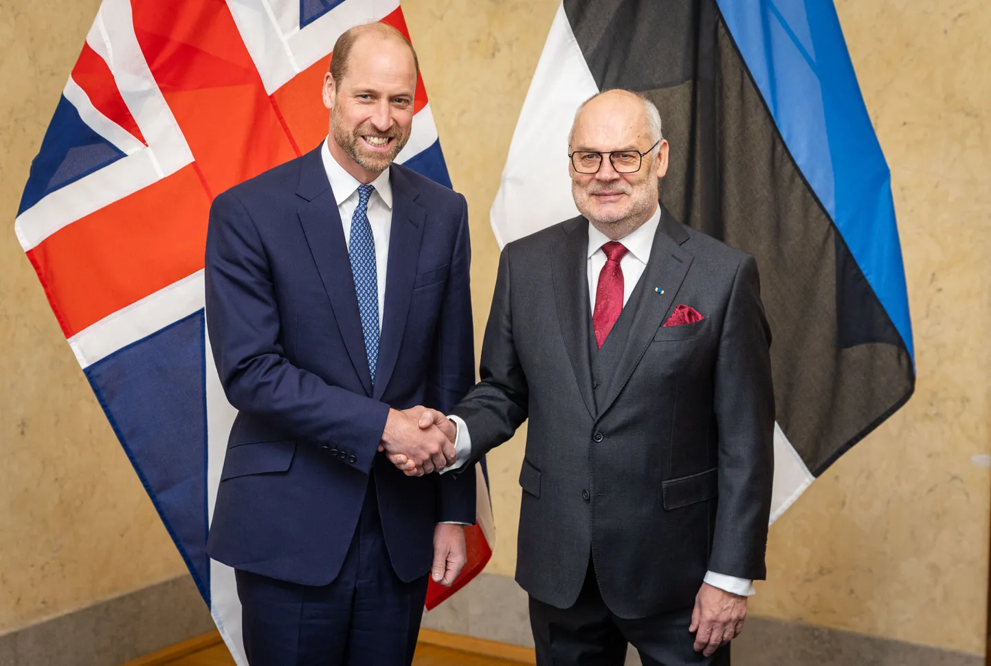 Prints William kohtus Kadriorus president Alar Karisega.