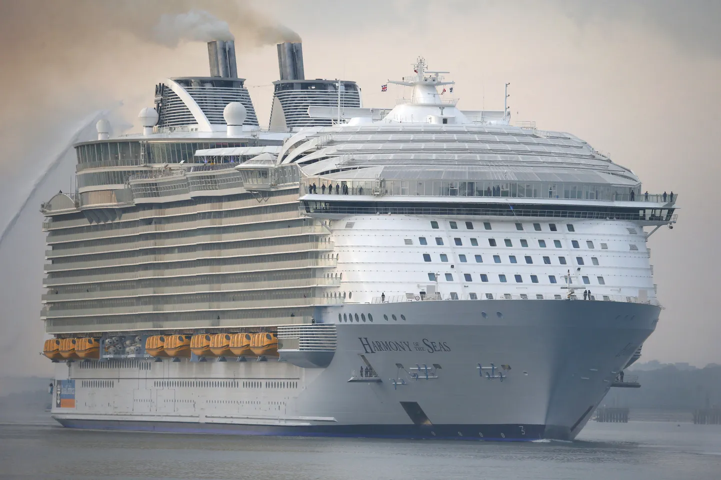 Praegune maailma kõige suurem kruiisilaev Harmony of the Seas