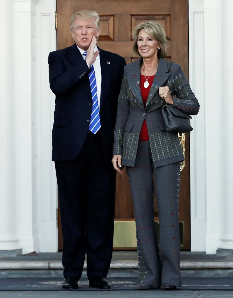 Donald Trump ja Betsy DeVos
