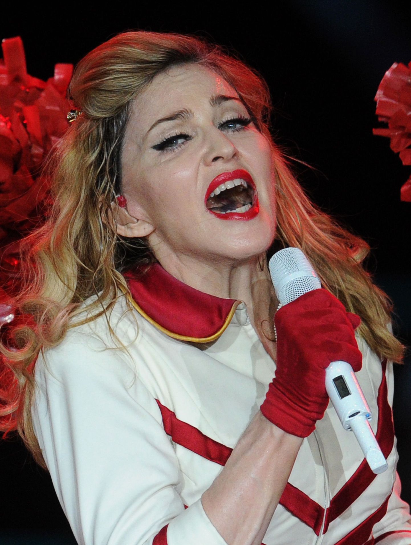Мадонна на концерте в Москве.