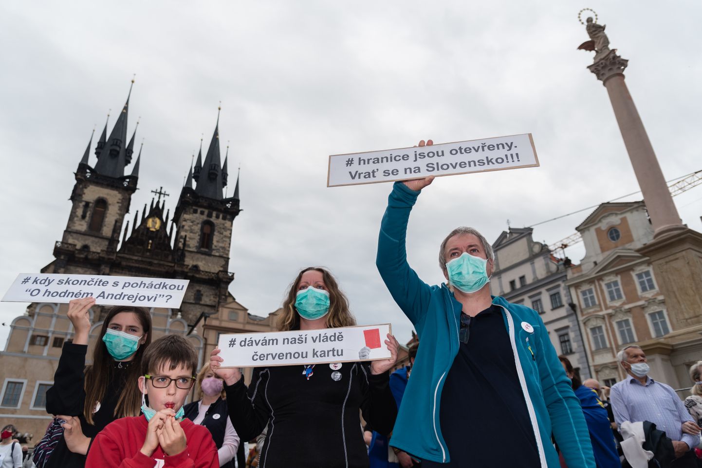 Juuni alguses protestiti Tšehhi pealinnas Prahas peaminister Andrej Babiši valitsuse vastu. Nüüd tahab Euroopa Parlament Babiši kõrvalejäämist ELi eelarvekõnelustelt.