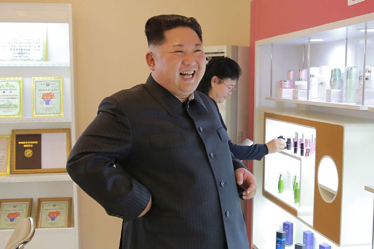 Kim Jong-un kosmeetikatehases