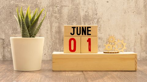 Гороскоп на 1 июня для всех знаков Зодиака: что принесет первый день лета?