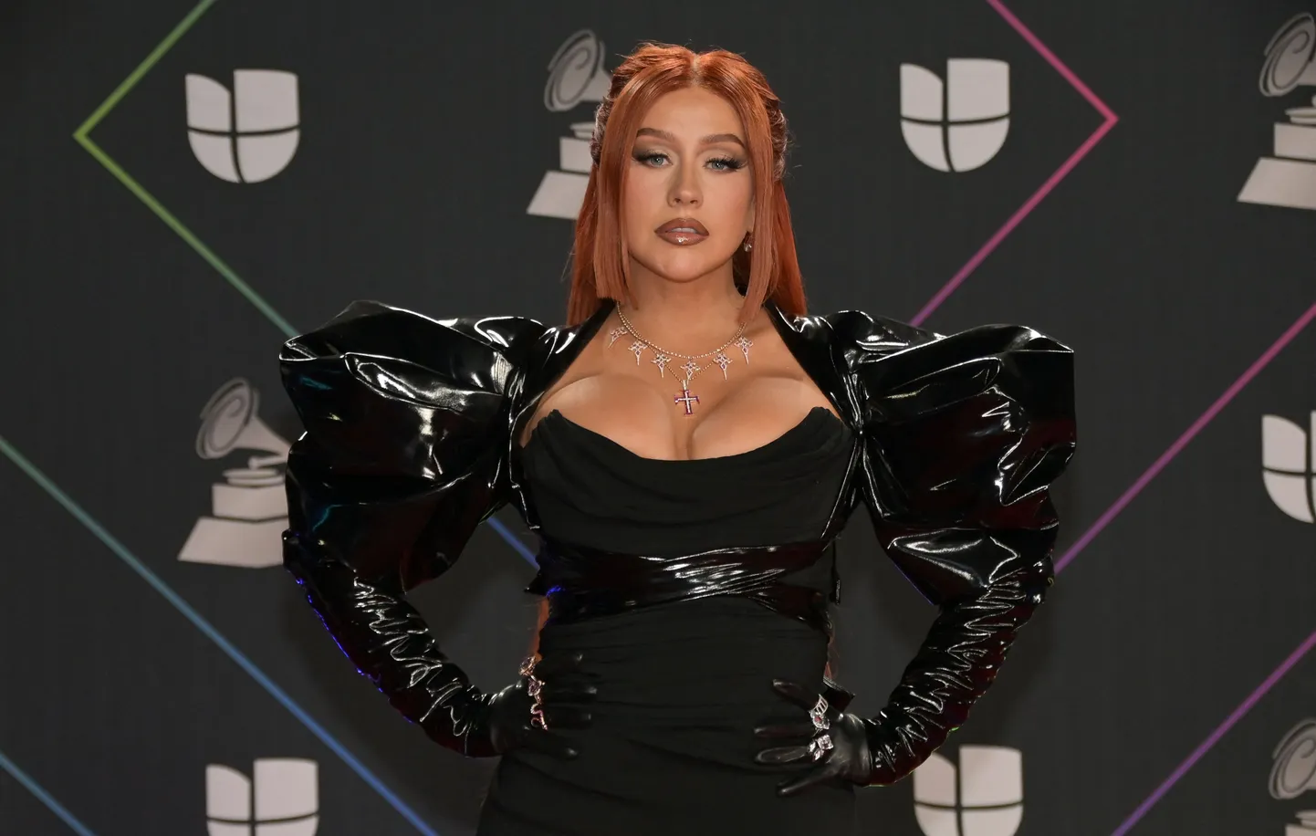 Christina Aguilera Latin Grammy auhindade jagamisel.