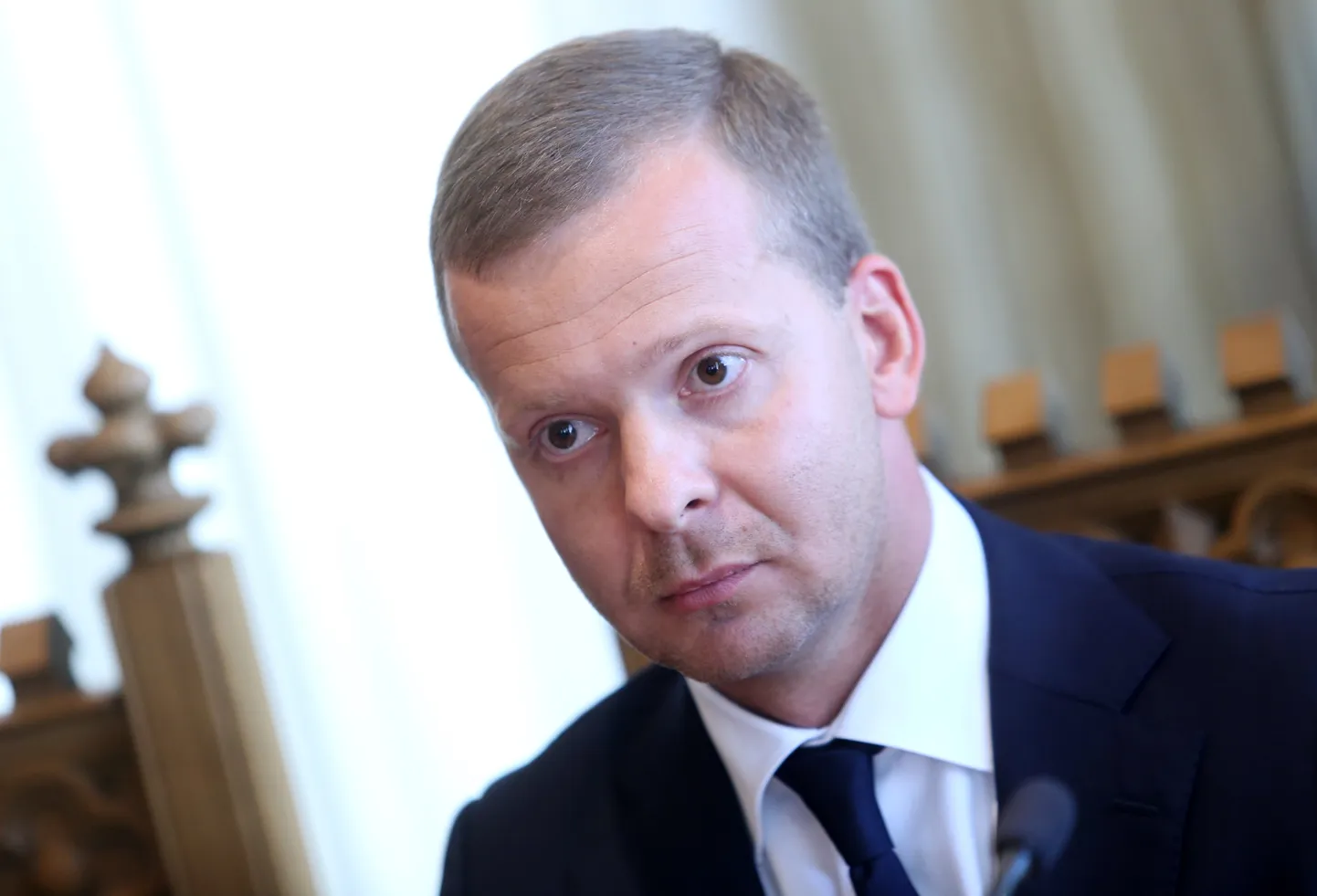 No partijas "Saskaņa" izslēgtais Rīgas domes deputāts Aleksejs Rosļikovs piedalās preses konferencē, kurā informē par atsevišķas frakcijas izveidi pašvaldībā.