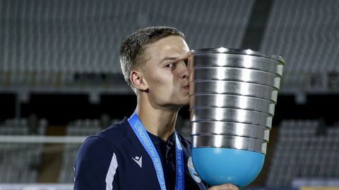 Eesti noortekoondise kapten lõi käed Saksamaa kõrgliiga tippu kuuluva klubiga