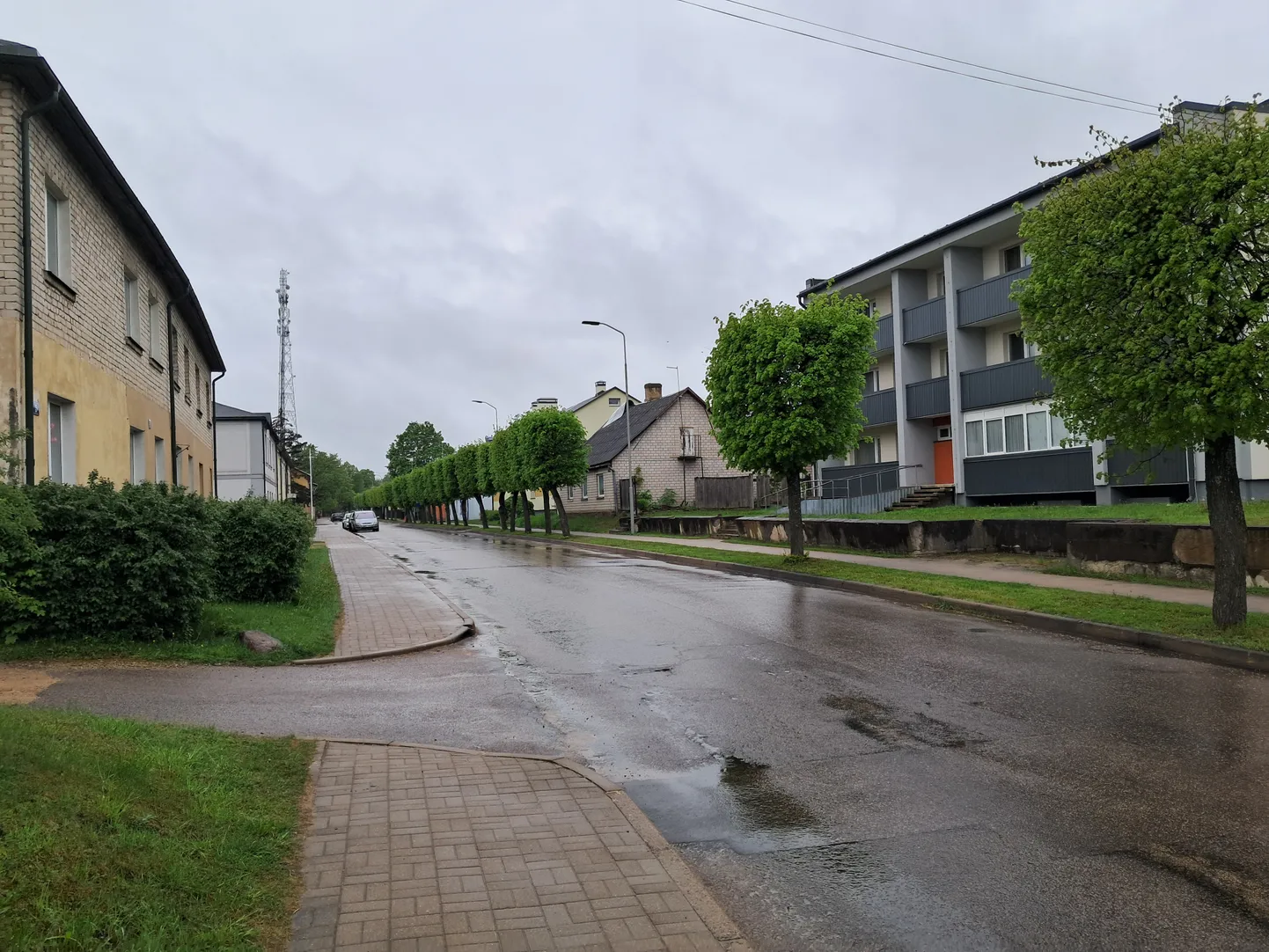 Ohusireene oli kuulda ka Valkas Eesti piiri ääres.
