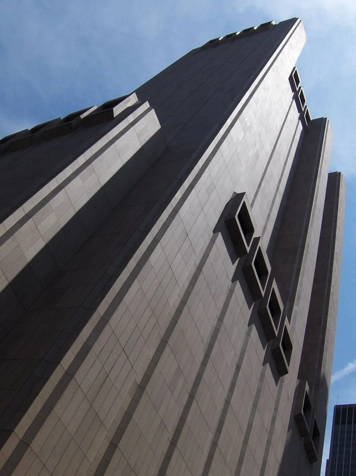 New Yorgi Manhattani Long Lines Building