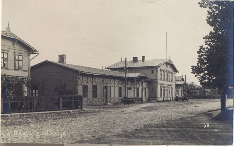 Dubultu stacija, 1930. gadi