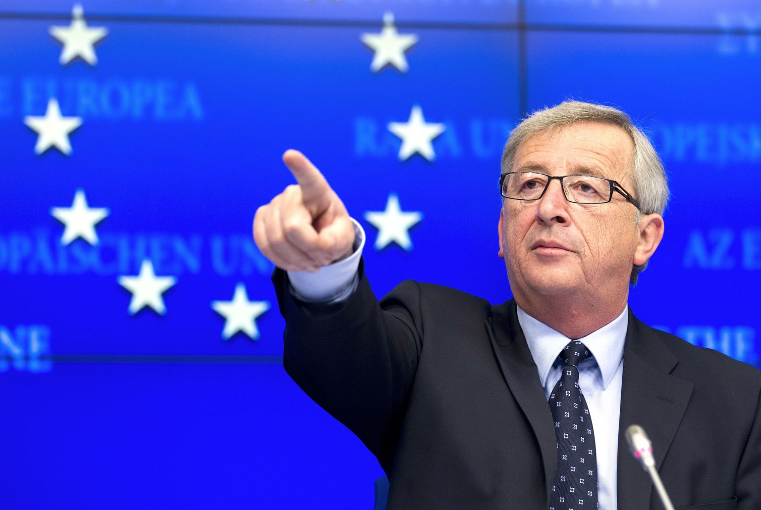 Jean-Claude Juncker võtab võimalikke euroliidust lahkujaid kui väejooksikuid.