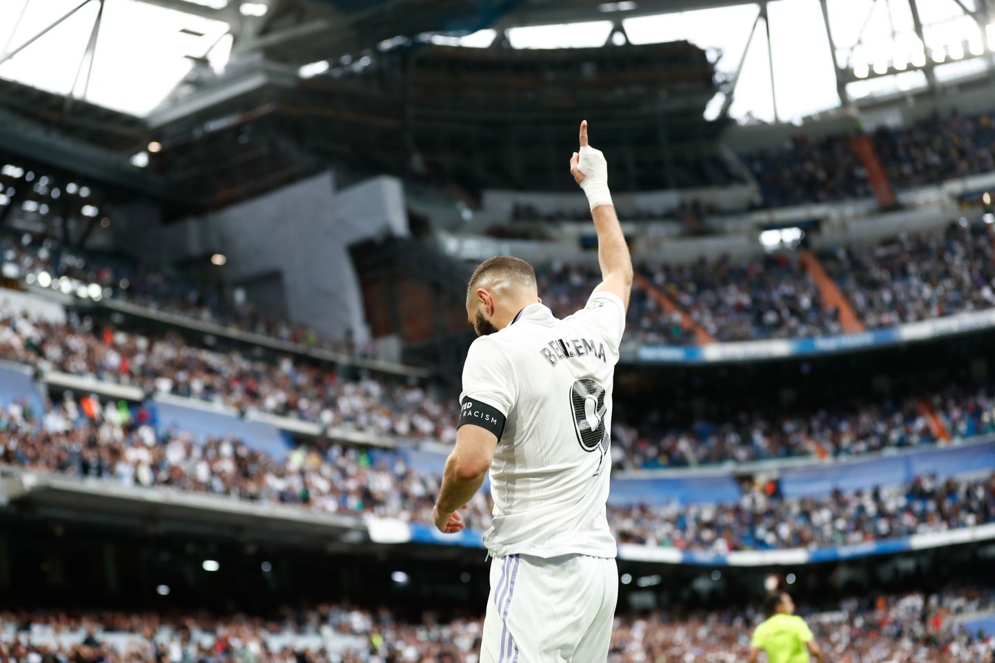 Karim Benzema lahkub Madridi Realist.