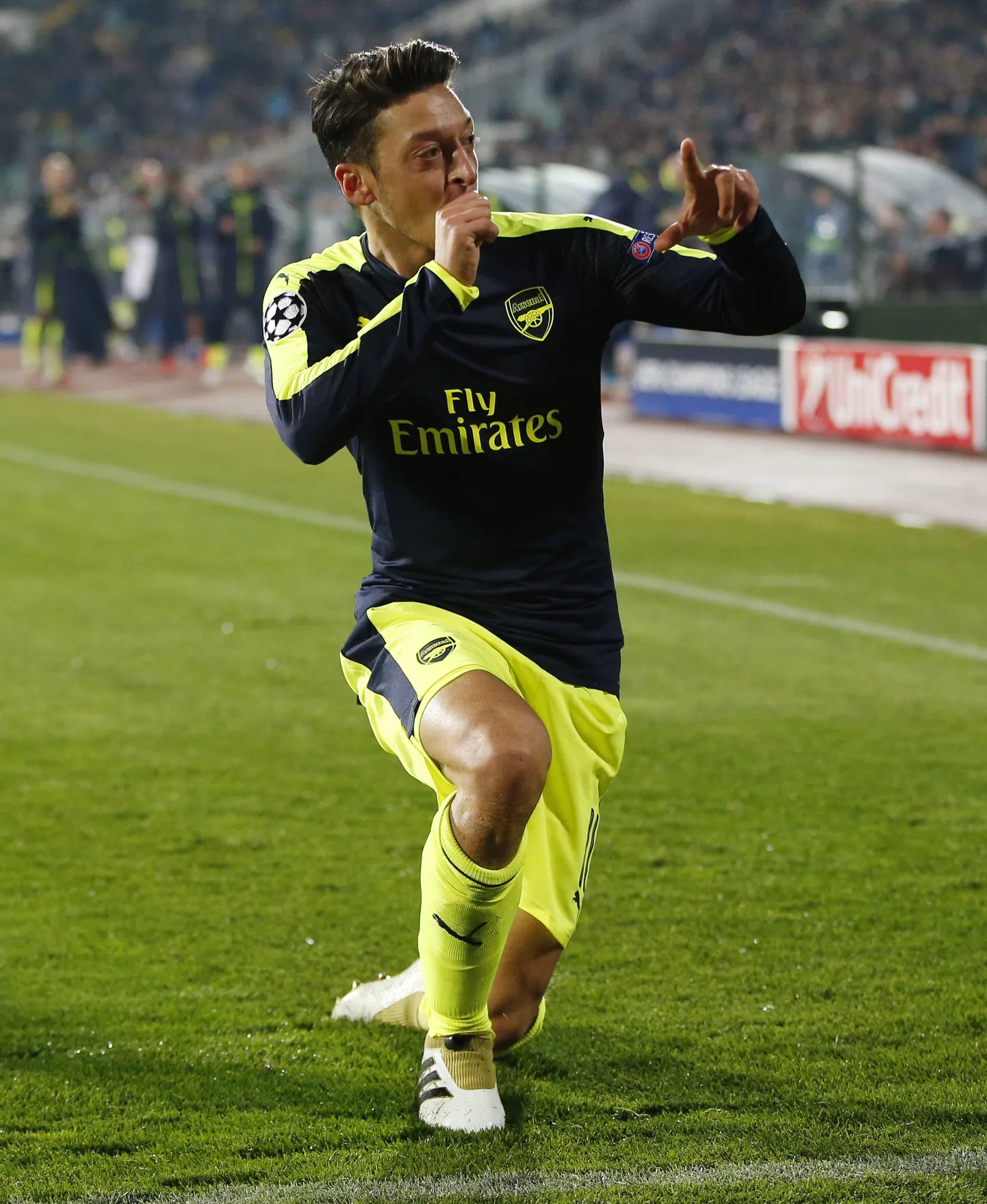 Mesut Özil.