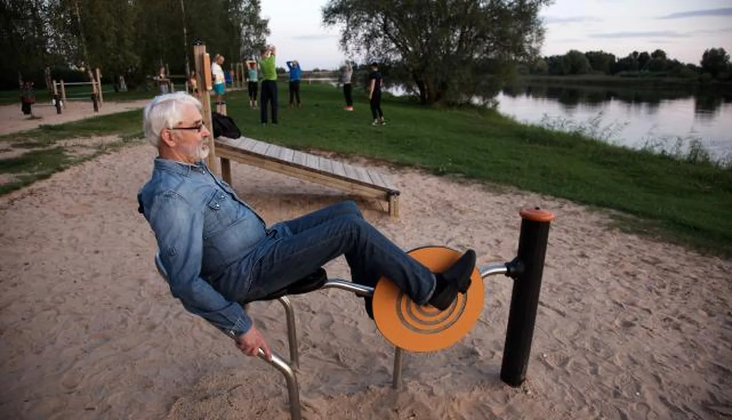 Välijõusaal Anne kanali ääres.