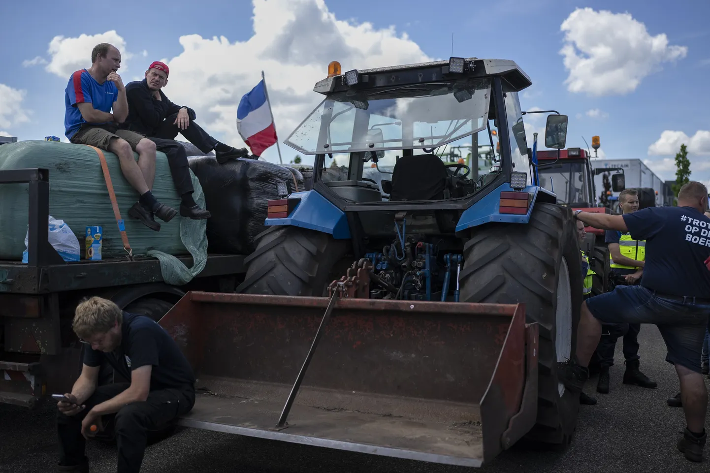 Protestivad Hollandi põllumehed. Foto on illustreeriv.