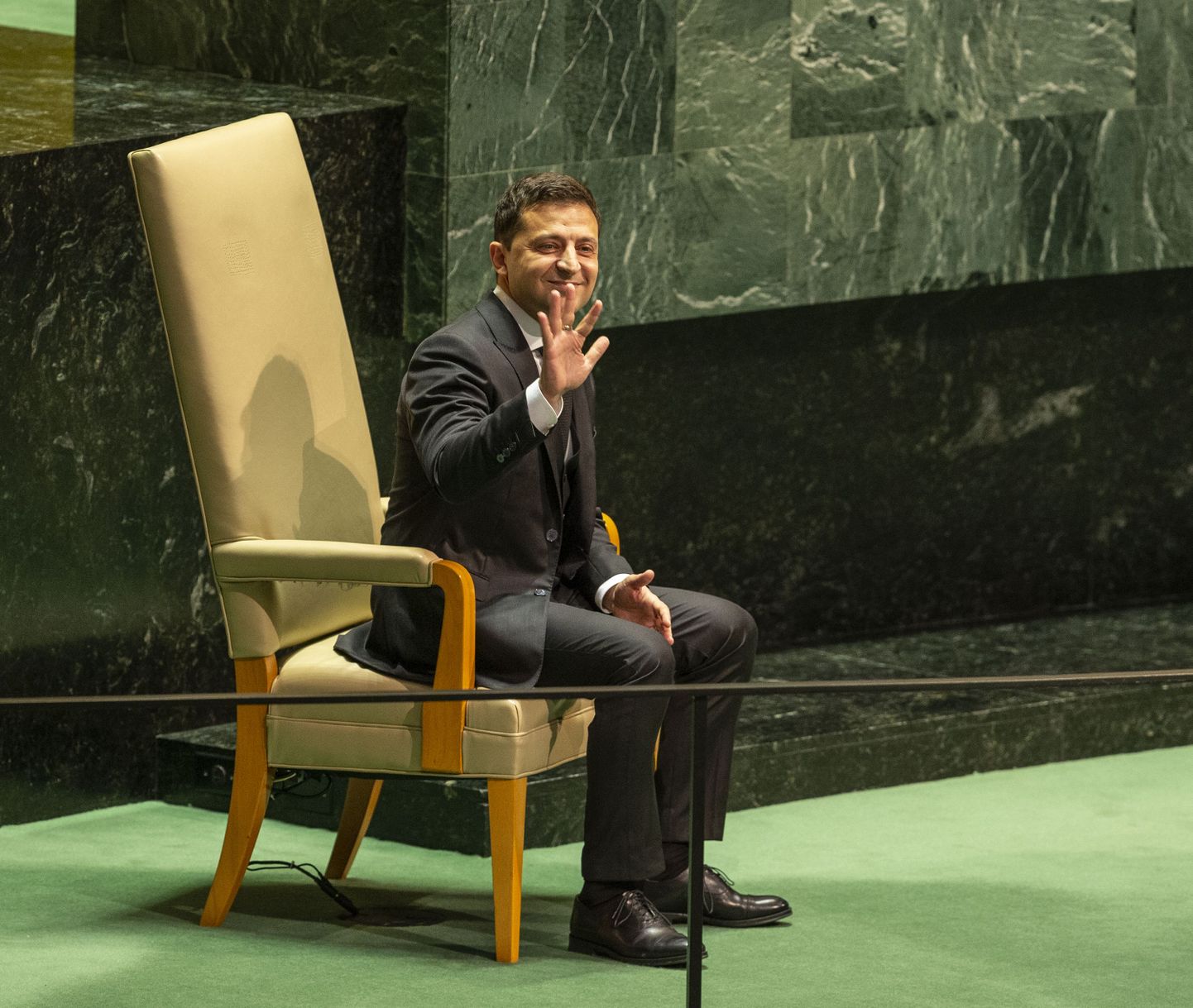 Ukraina president Volodõmõr Zelenskõi valmistumas andma ÜRO peaassambleel kõnet.