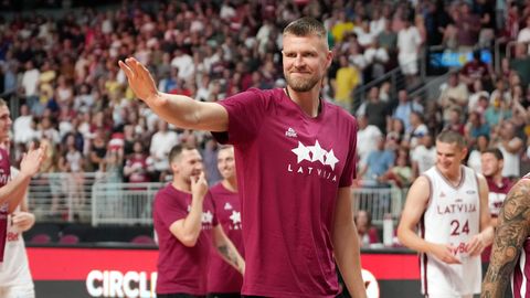 Porzinģis razkril skorajšnji prestop in se veseli igranja za reprezentanco