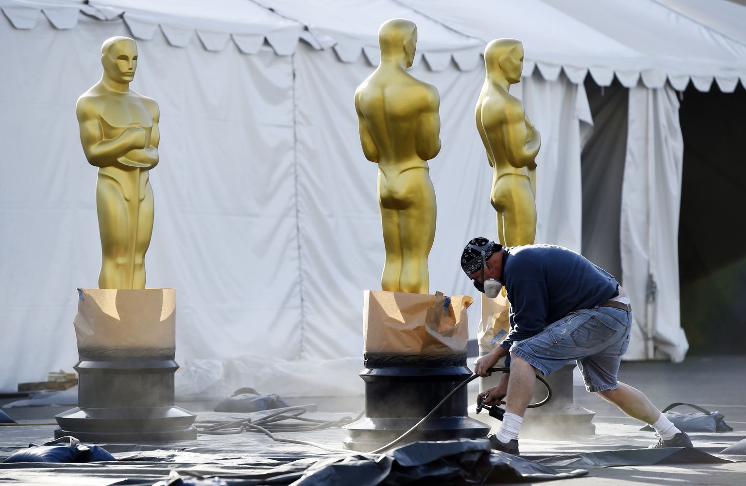 Holivudā notiek gatavošanās «Oskara» balvas ceremonijai