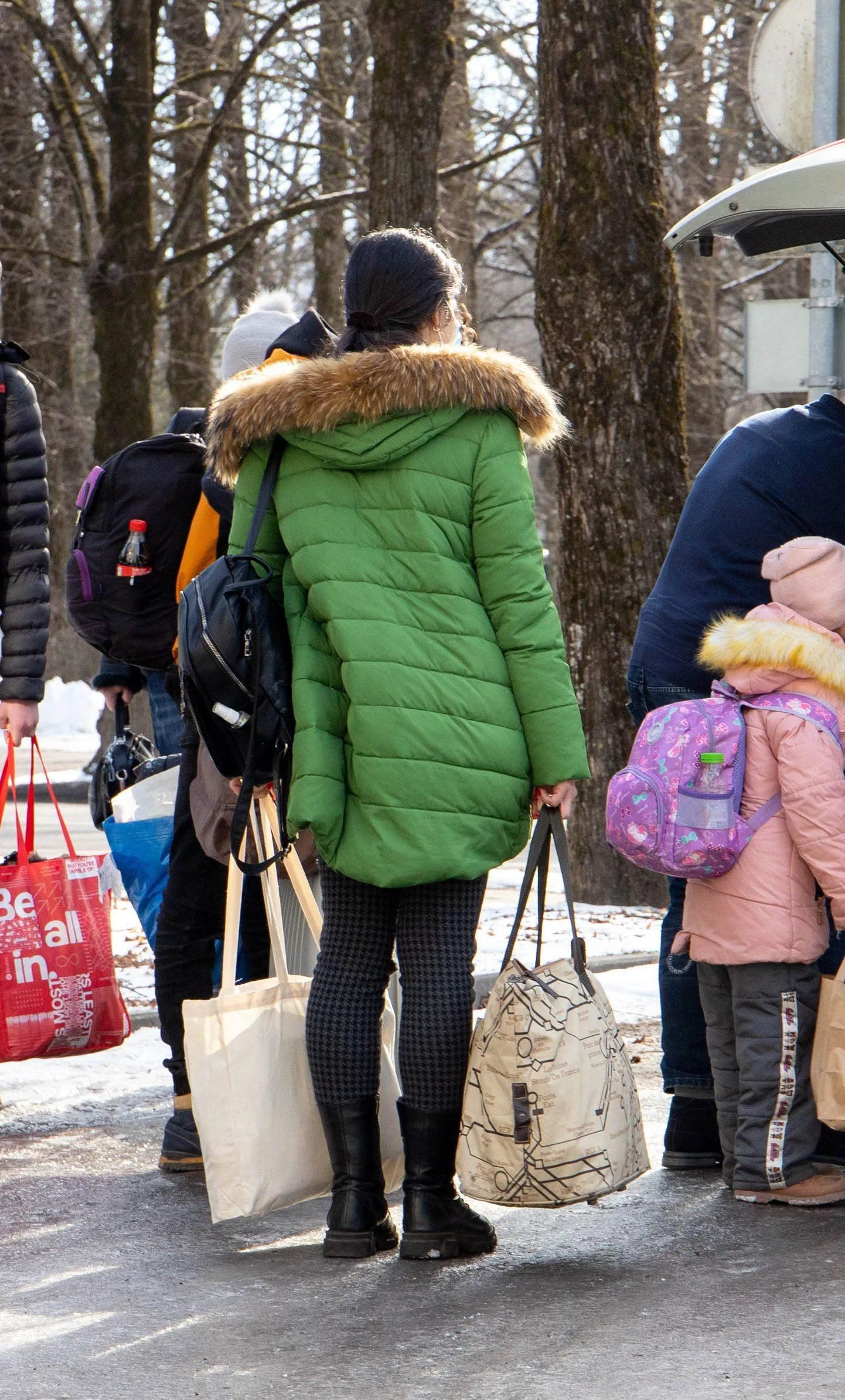 Pärnusse endisesse politseimajja suunatakse pagulased Ikla piiripunktist. Seal saavad nad teha esmased vajalikud toiminguid.
