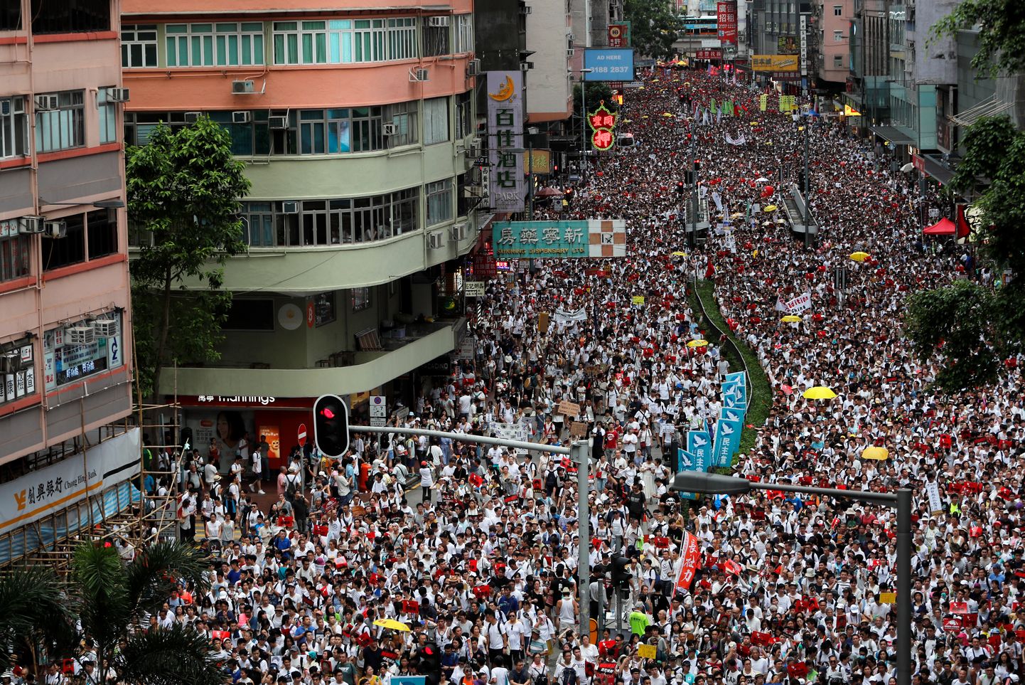 Protestimarss Hongkongis.