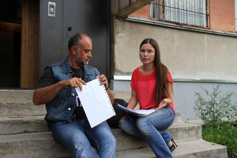 Аллан Тамм и Ольга Курдовская организовали кампанию по сбору подписей.
