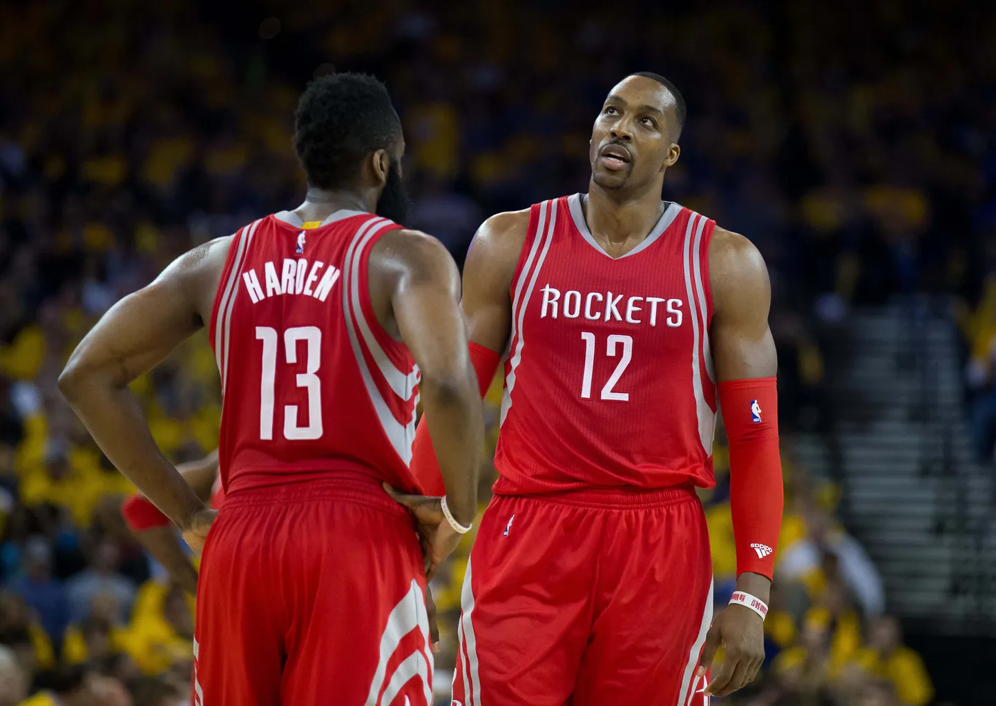 Dwight Howard (paremal).