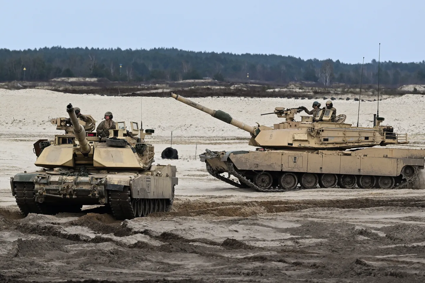"Abrams" tanki.