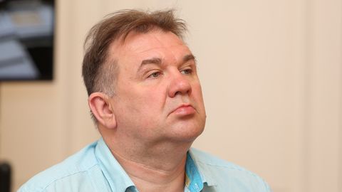 Sāks skatīt krimināllietu pret atstādināto JVLMA pasniedzēju Kupču