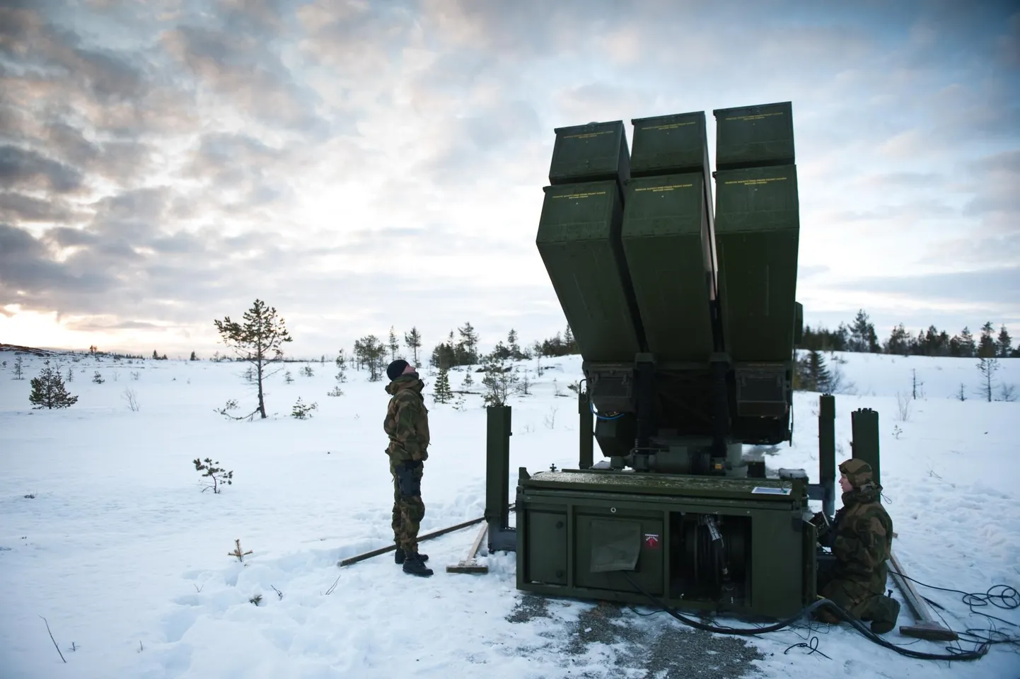 Keskmaa õhutõrje jääb ootama uue valitsuse otsust. Norra armee keskmaa-õhutõrjesüsteem NASAMS. FOTO: Wikipedia