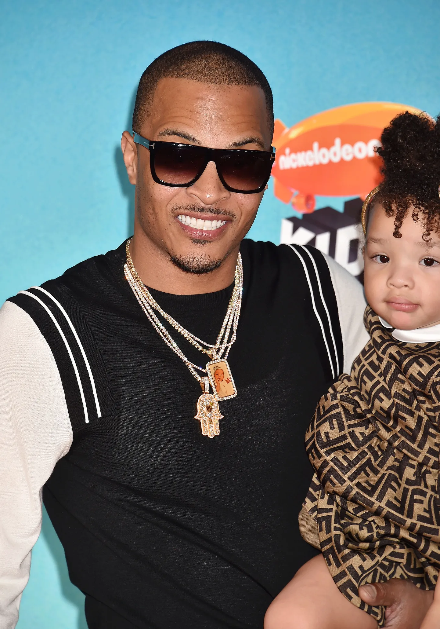 T.I. noorema tütrega 2019. aasta märtsis Kids Choice auhinnagalal