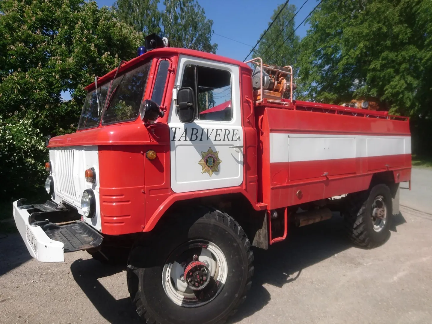 Kadrina vabatahtlik päästekomando sai uue auto – Kiisu.
