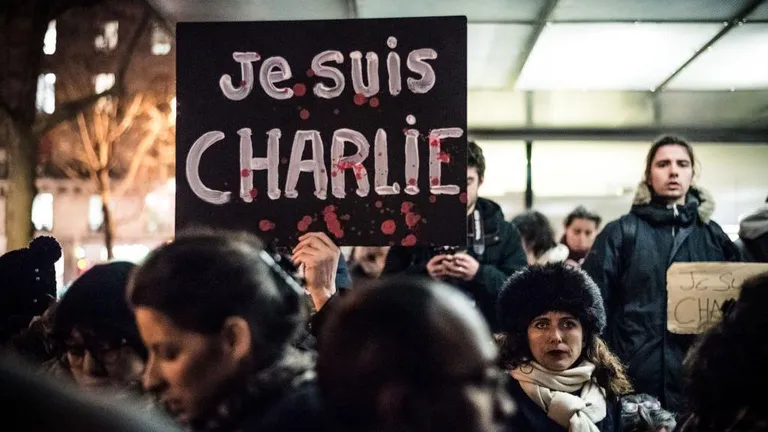 Акции солидарности в Париже, 7 января 2015 год.