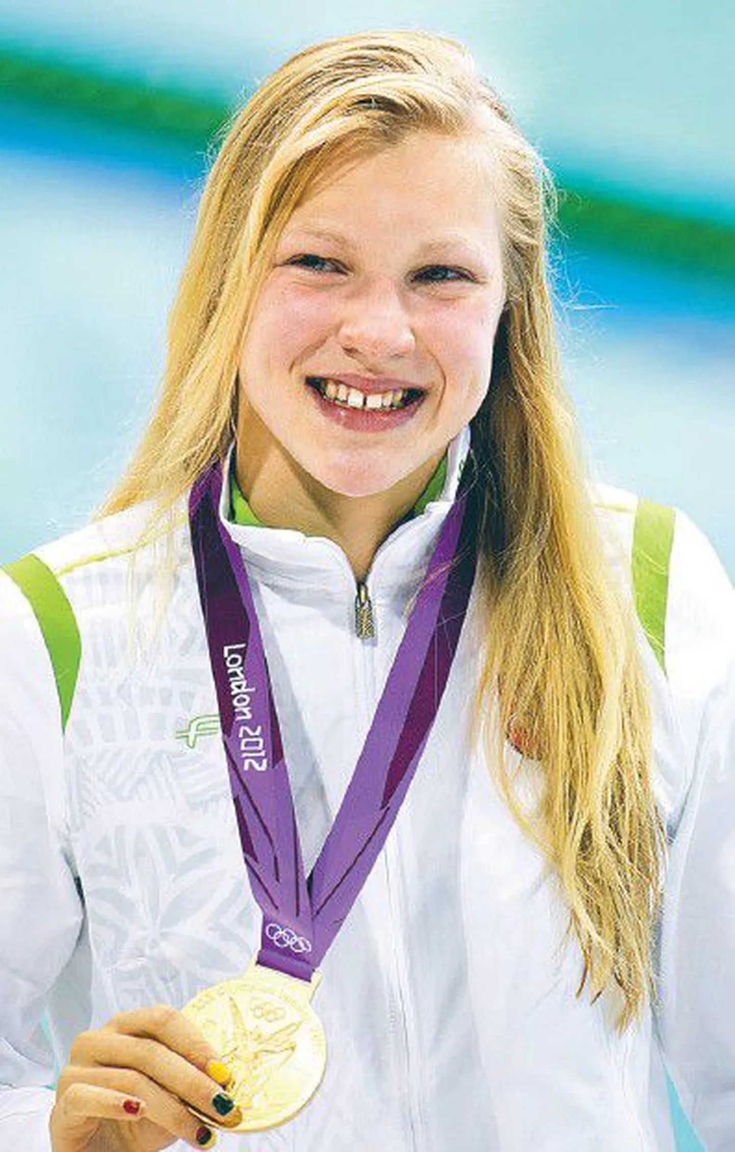 Kuldmedali võitnud 15-aastase leedulanna Ruta Meilutyte küüned olid võõbatud triumfi puhul rahvusvärvidesse.