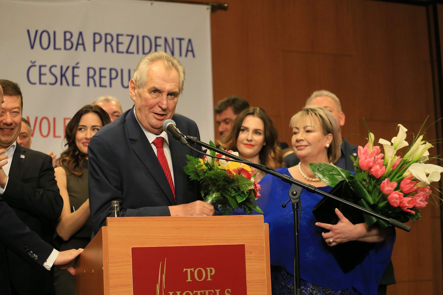 Tšehhi venemeelne president Milos Zeman valiti tagasi teiseks ametiajaks.