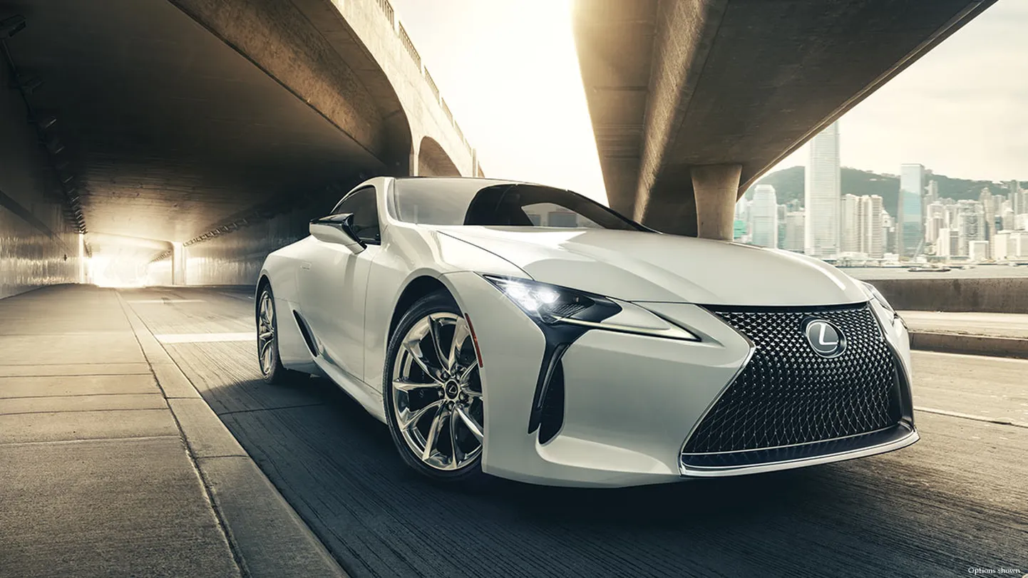 Lexus LC500.