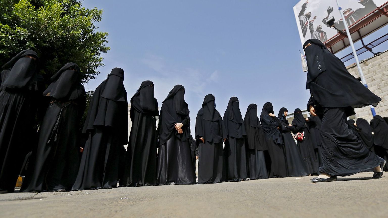 Saudi Araabia naised. Foto on illustratiivne.