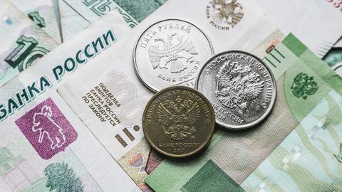 Russia's Parliament Approves Law for Aggressive Borrowing and Spending