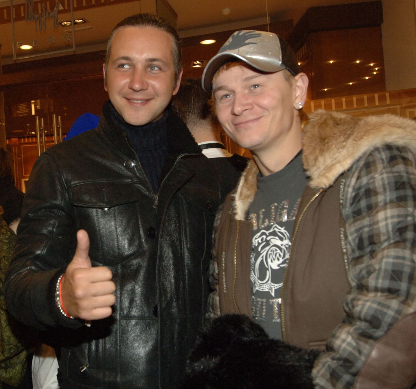 Игорь (Гарик) Богомазов (справа)