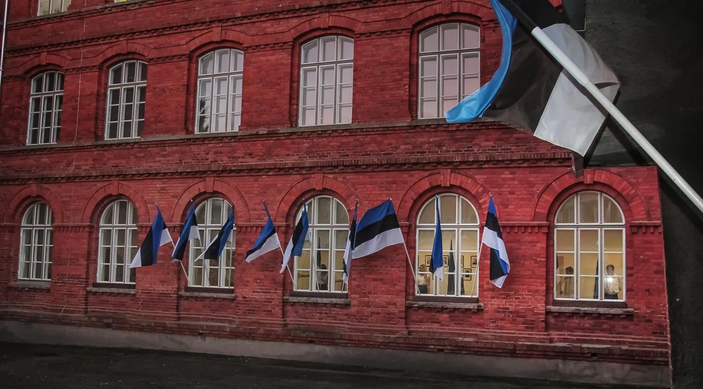 Sindi gümnaasiumis on olulisel kohal isamaaline kasvatus.