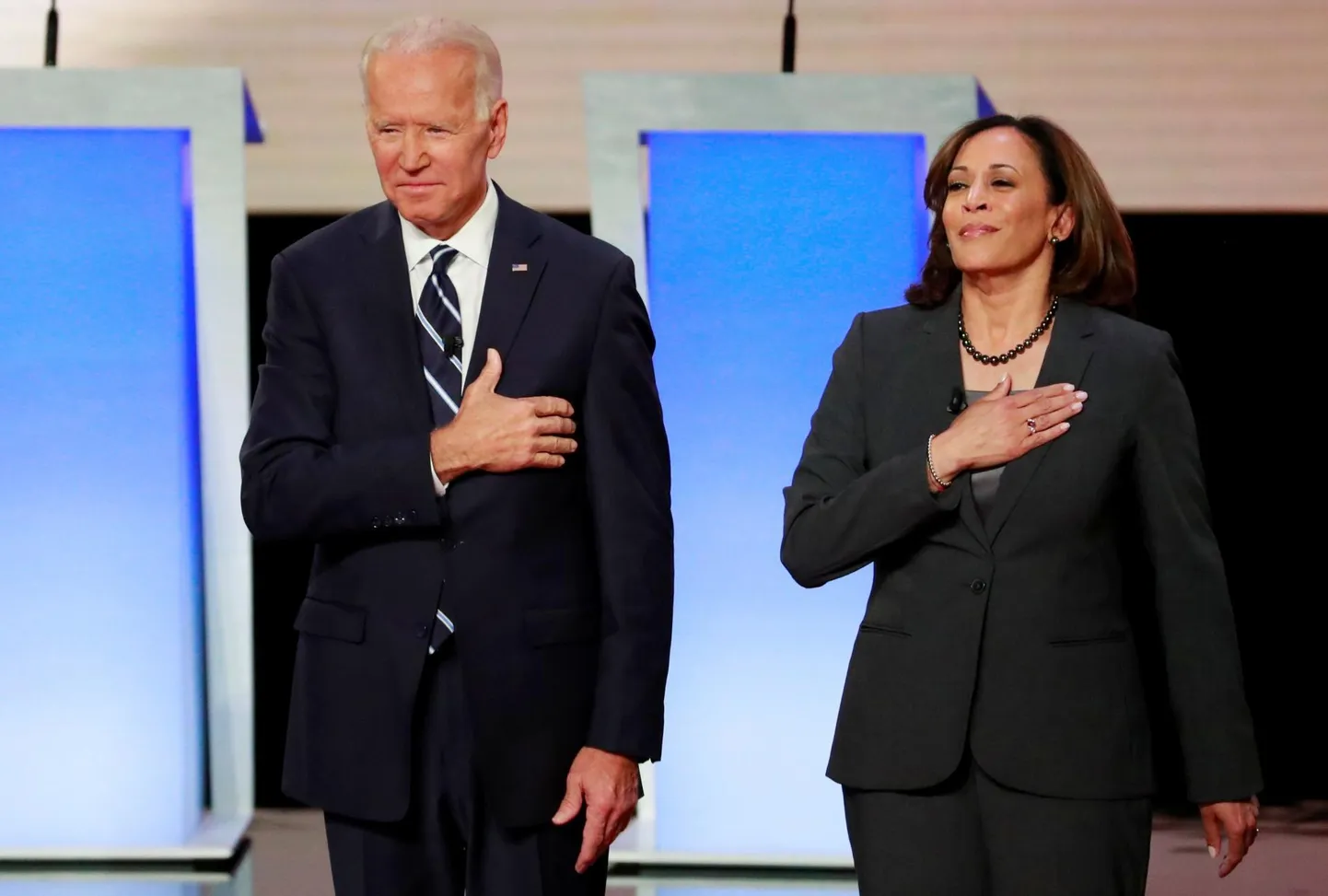 USA demokraatide presidendikandidaadiks pürgiv Joe Biden (vasakul) võib kuulduste järgi valida asepresidendiks senaator Kamala Harrise (paremal).