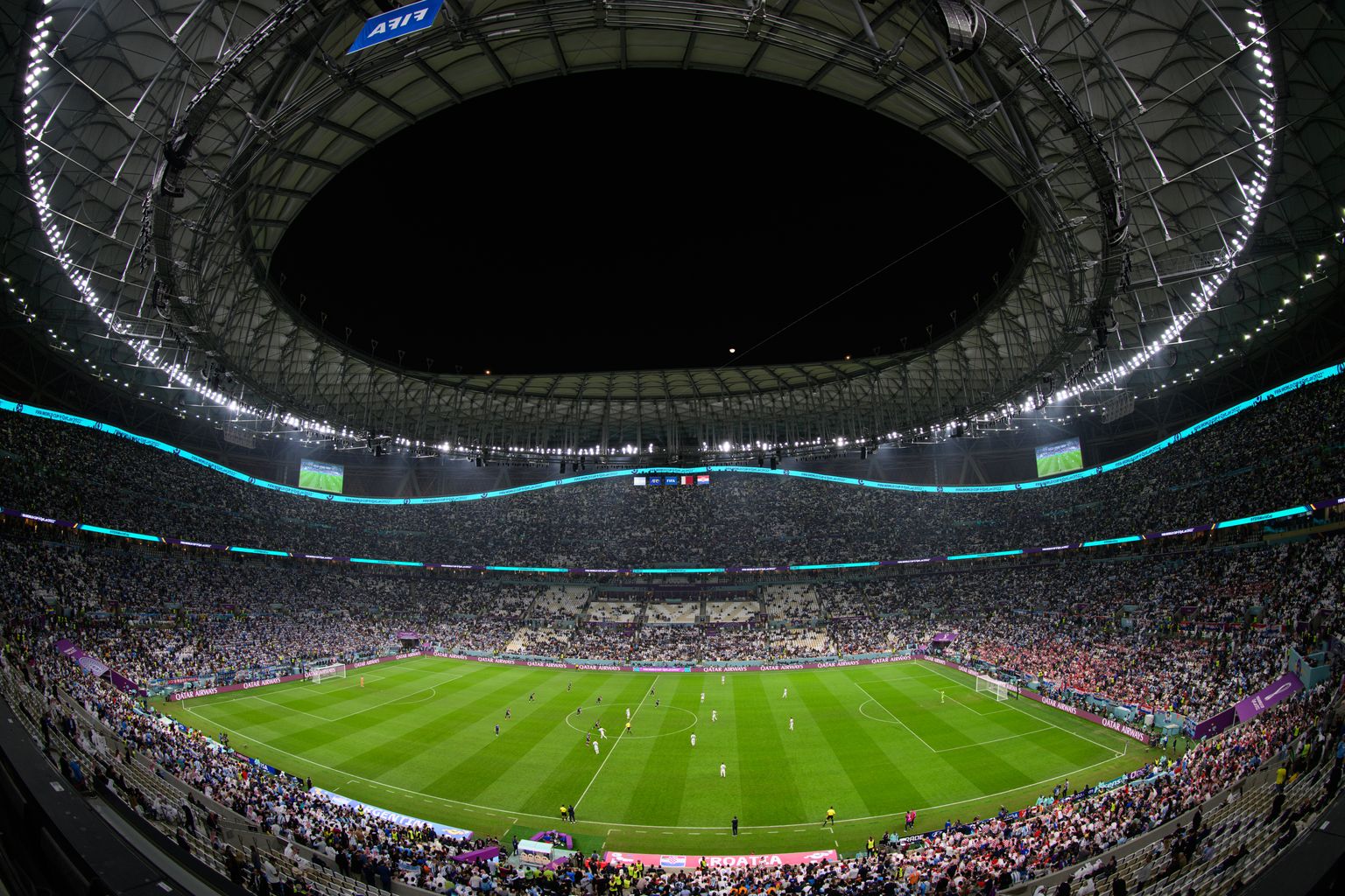"Lusail" stadions PK pusfināla spēles starp Argentīnu un Horvātiju laikā