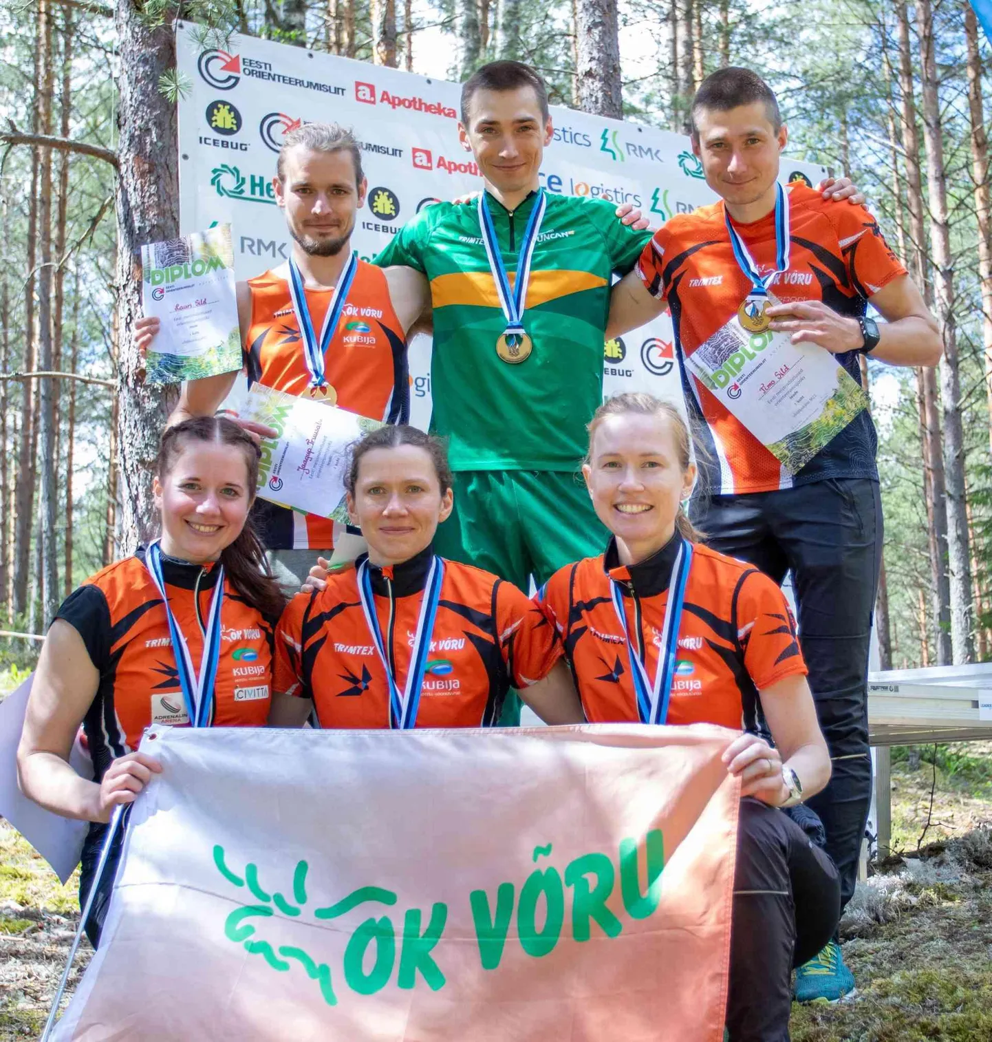 Mõlemad teatevõistluse võidud läksid Võru klubile. 2 x Reigo Teervalt / Eesti Orienteerumisliit