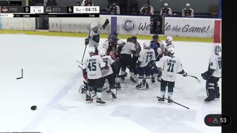 VIDEO ⟩ Entuziastu hokeja līgas vadība nosoda spēles laikā izcēlušos kautiņu starp "Priedaines" un "Clippers" vienībām