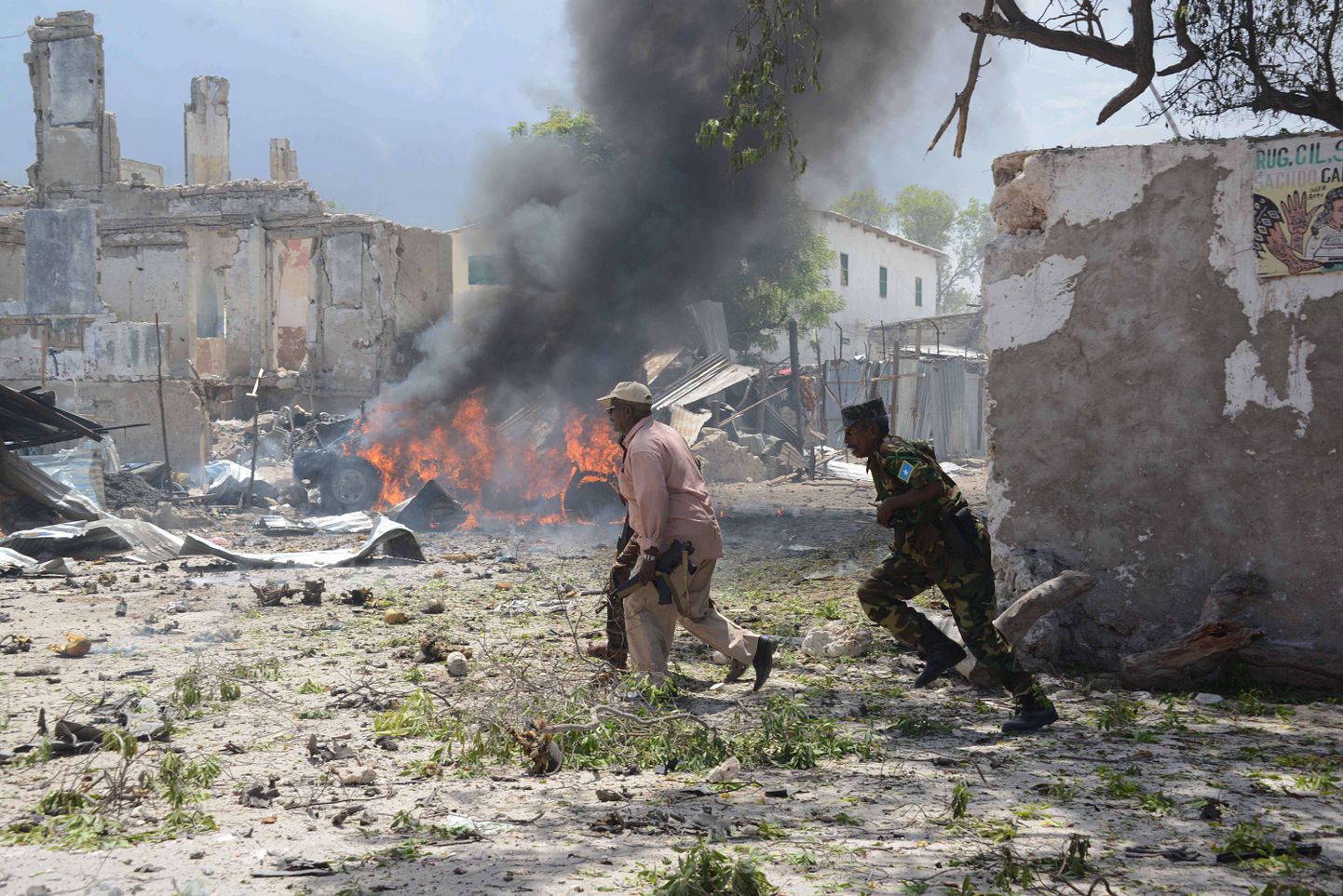 Foto on illustreeriv. Islamistide rünnak Mogadishus.