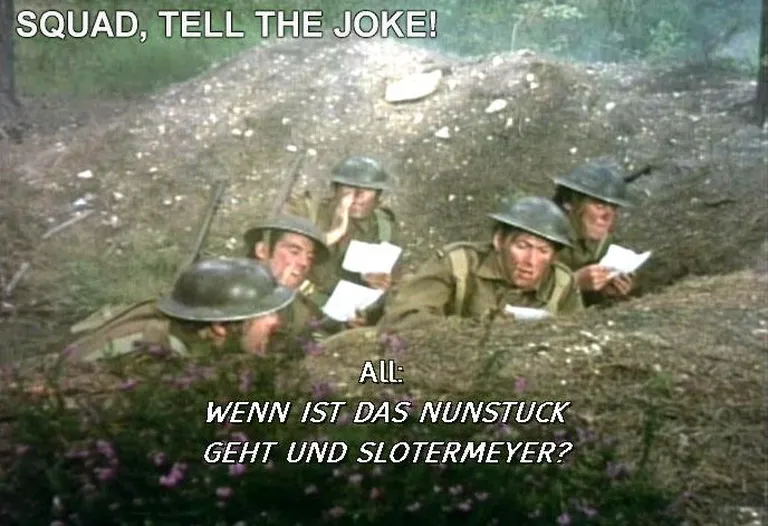 Stseen Monty Pythoni sketšist «The Funniest Joke in the World»