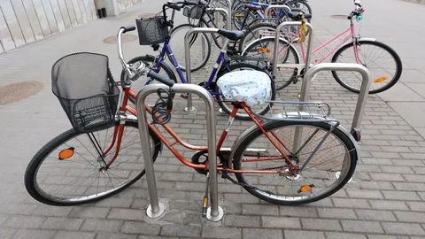 Полиция: счет украденным за лето велосипедам ведется в трехзначных числах