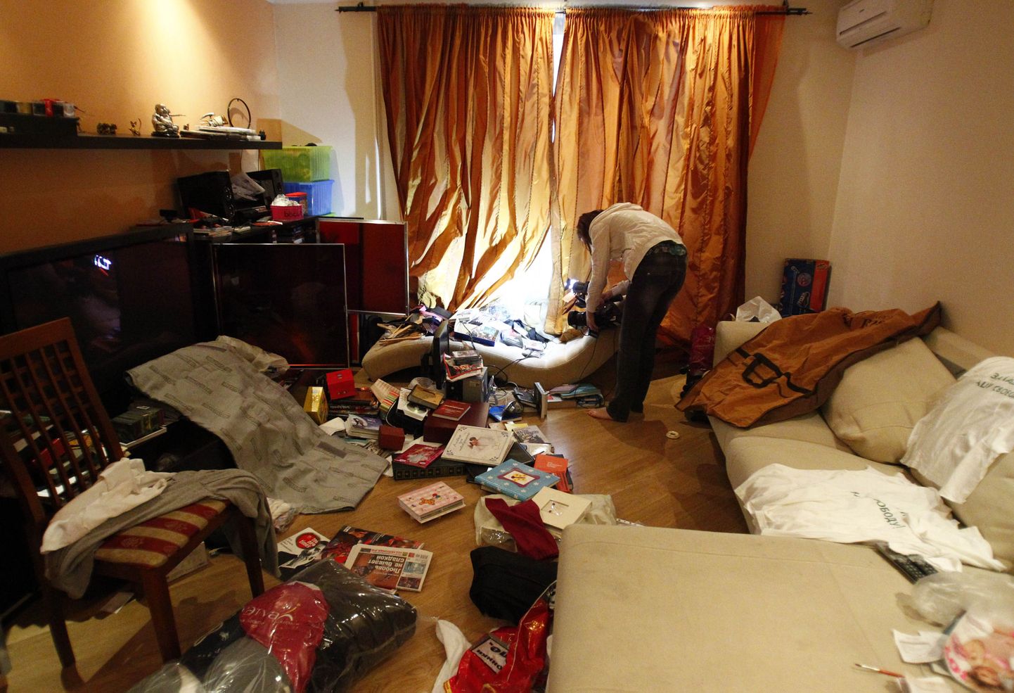 Квартира Навального после обыска в 2012 году. Фото иллюстративное.