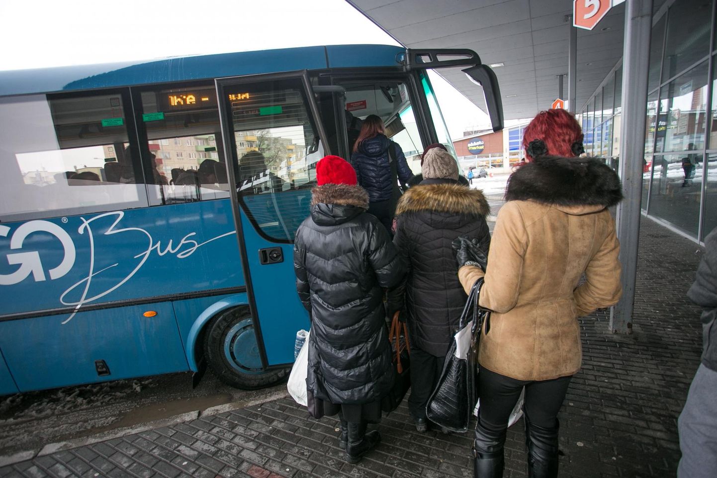 Liinibuss Rakvere bussijaamas.