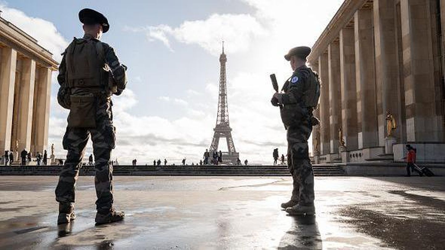 Многие ключевые объекты Парижа давно уже находятся под охраной