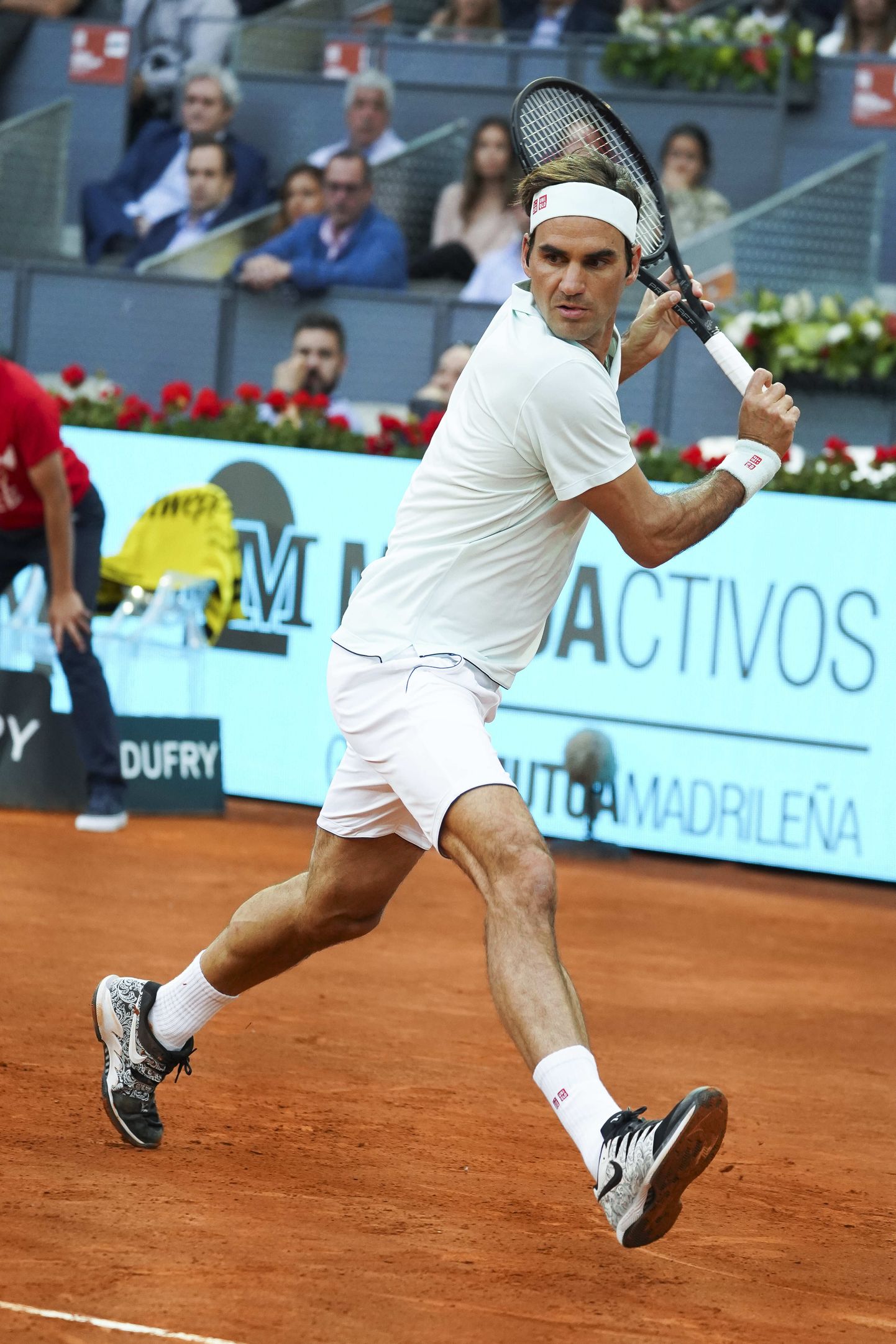 Roger Federer alustas Madrid Openil võidukalt